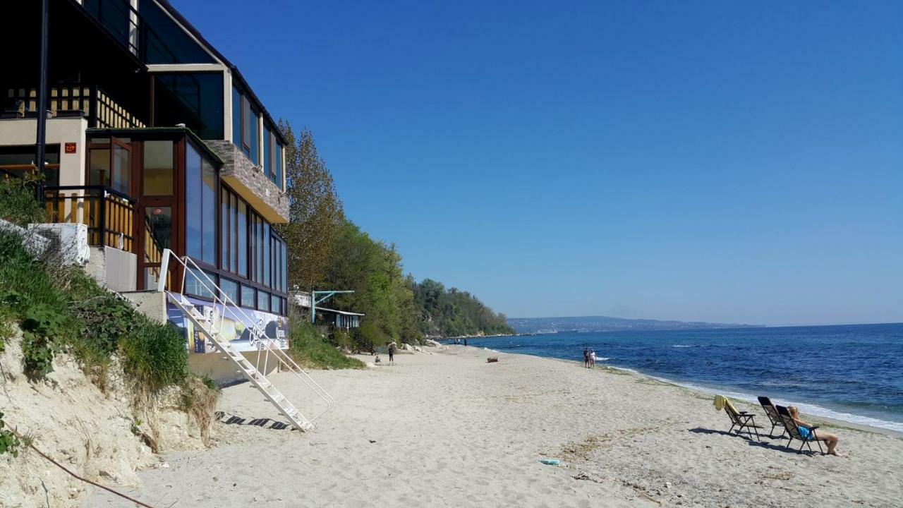 Happy Beach Varna Esterno foto