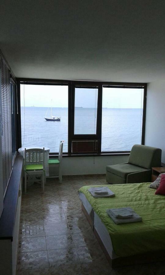 Happy Beach Varna Esterno foto
